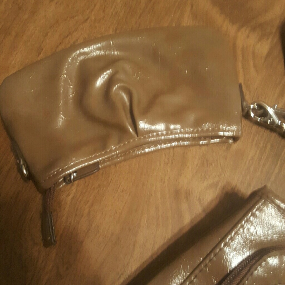 Purse - Picture 2 of 4